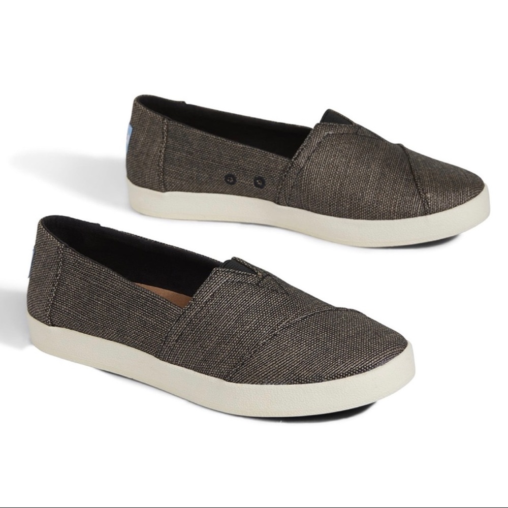 TOMS • Women’s Avalon Slip Ons